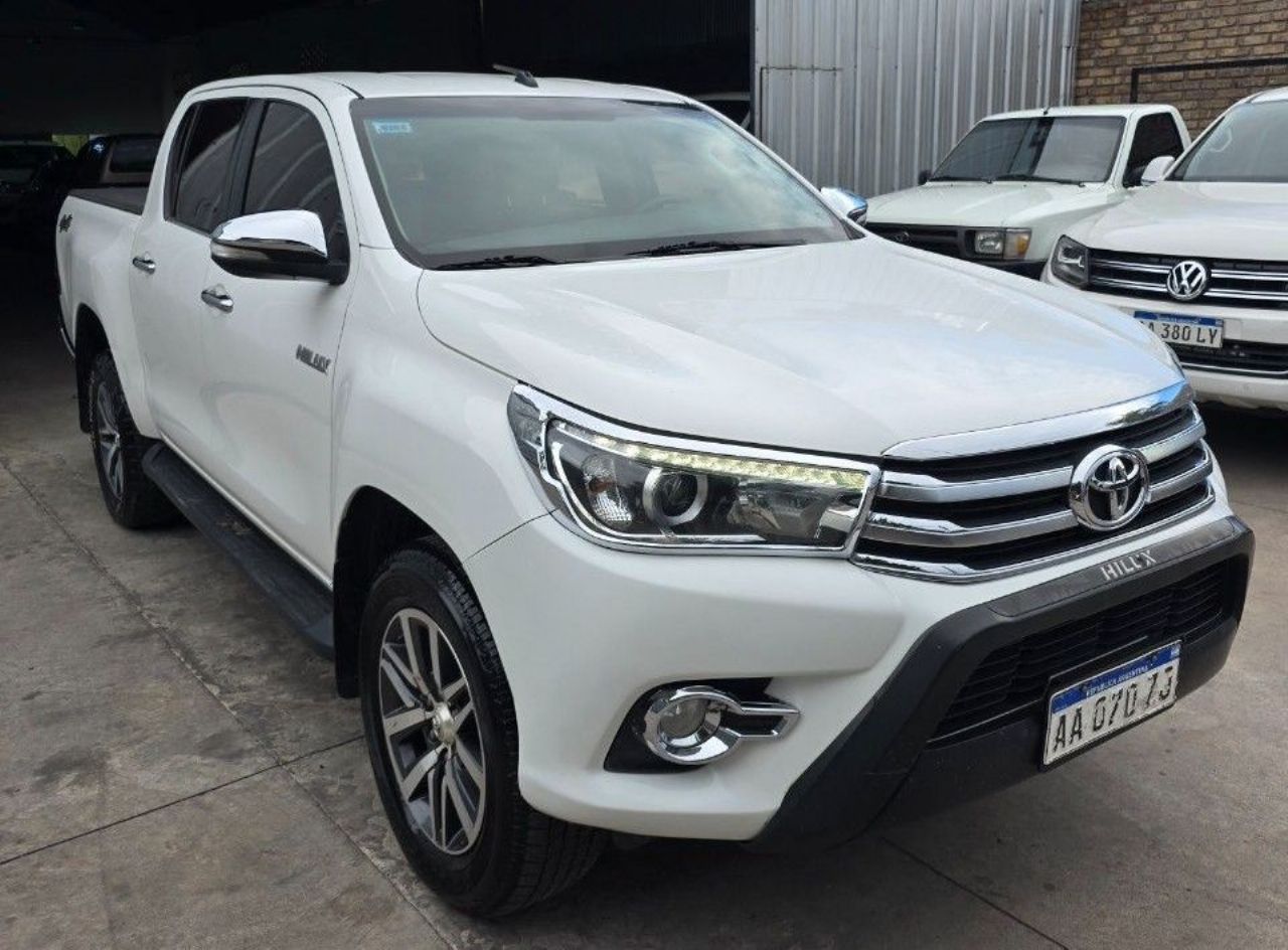 Toyota Hilux Usada Financiado en Mendoza, deRuedas