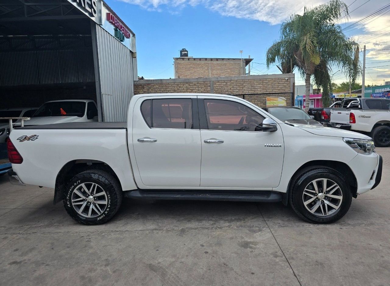 Toyota Hilux Usada Financiado en Mendoza, deRuedas