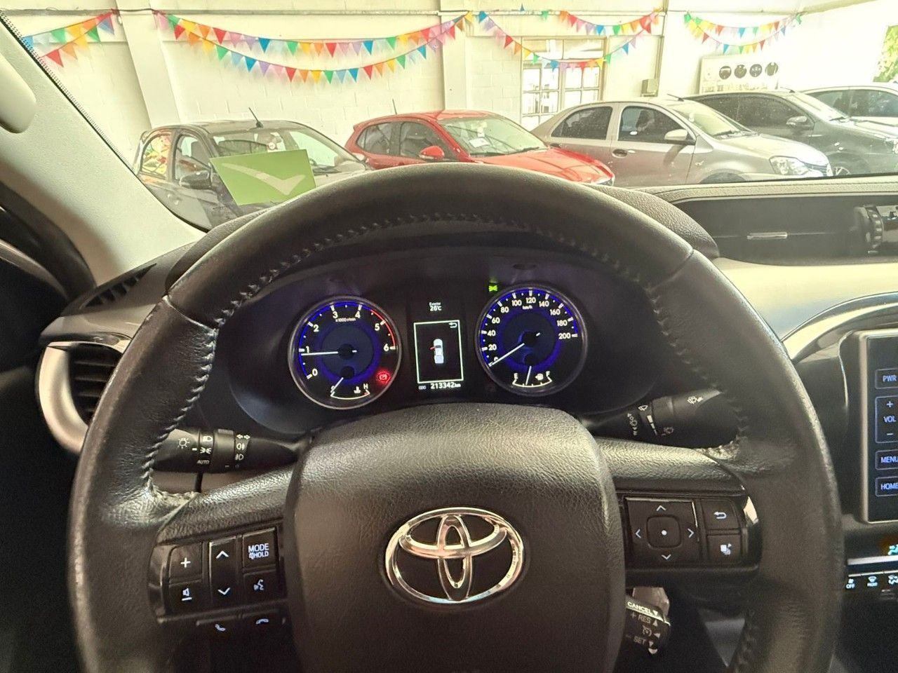 Toyota Hilux Usada en San Luis, deRuedas