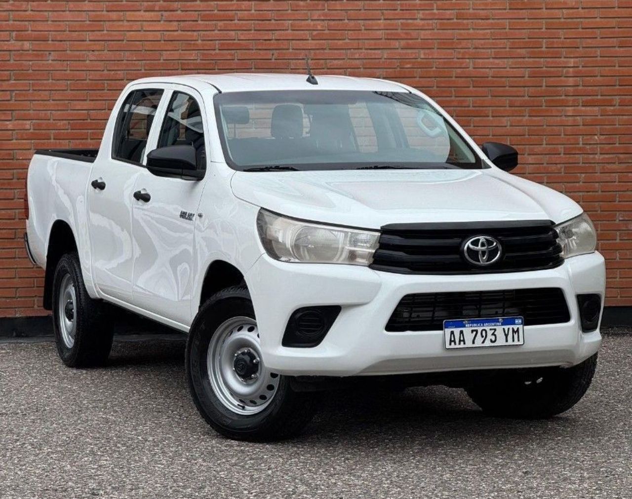 Toyota Hilux Usada Financiado en Córdoba, deRuedas