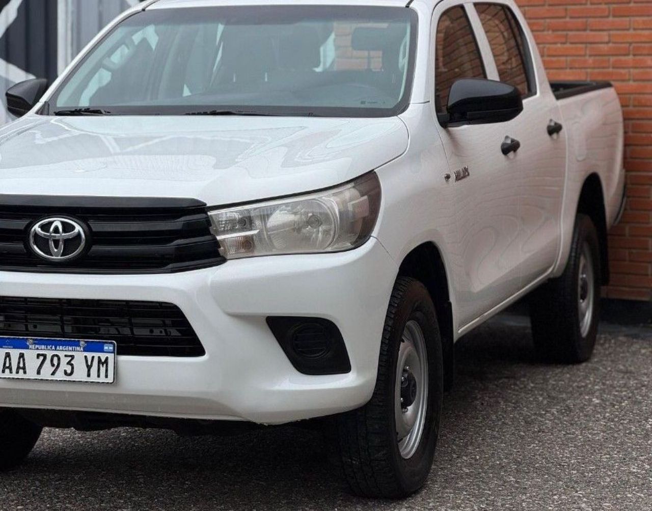 Toyota Hilux Usada Financiado en Córdoba, deRuedas
