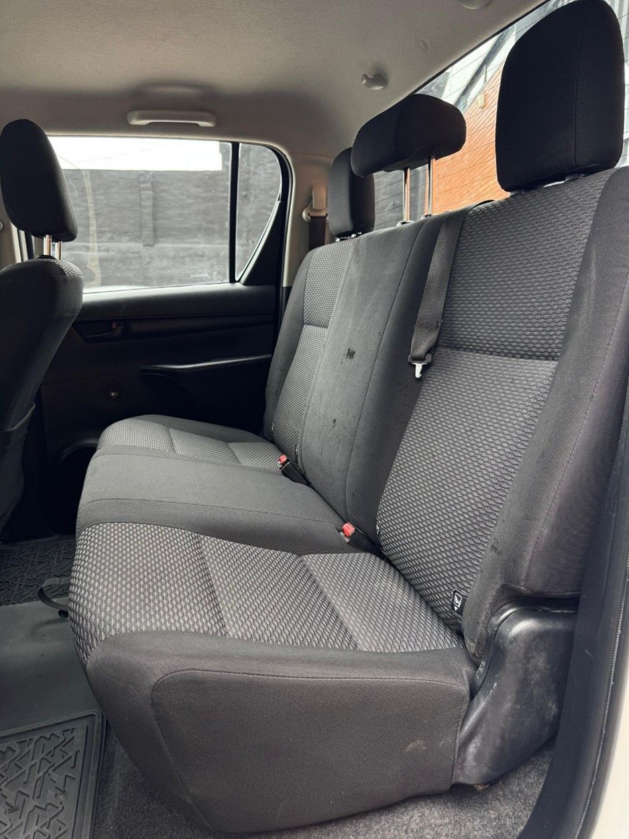 Toyota Hilux Usada Financiado en Córdoba, deRuedas