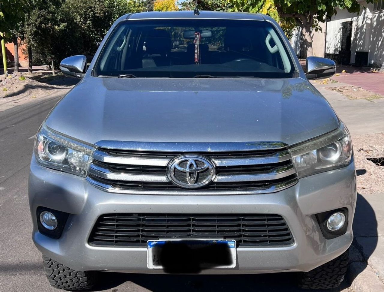 Toyota Hilux Usada en Mendoza, deRuedas