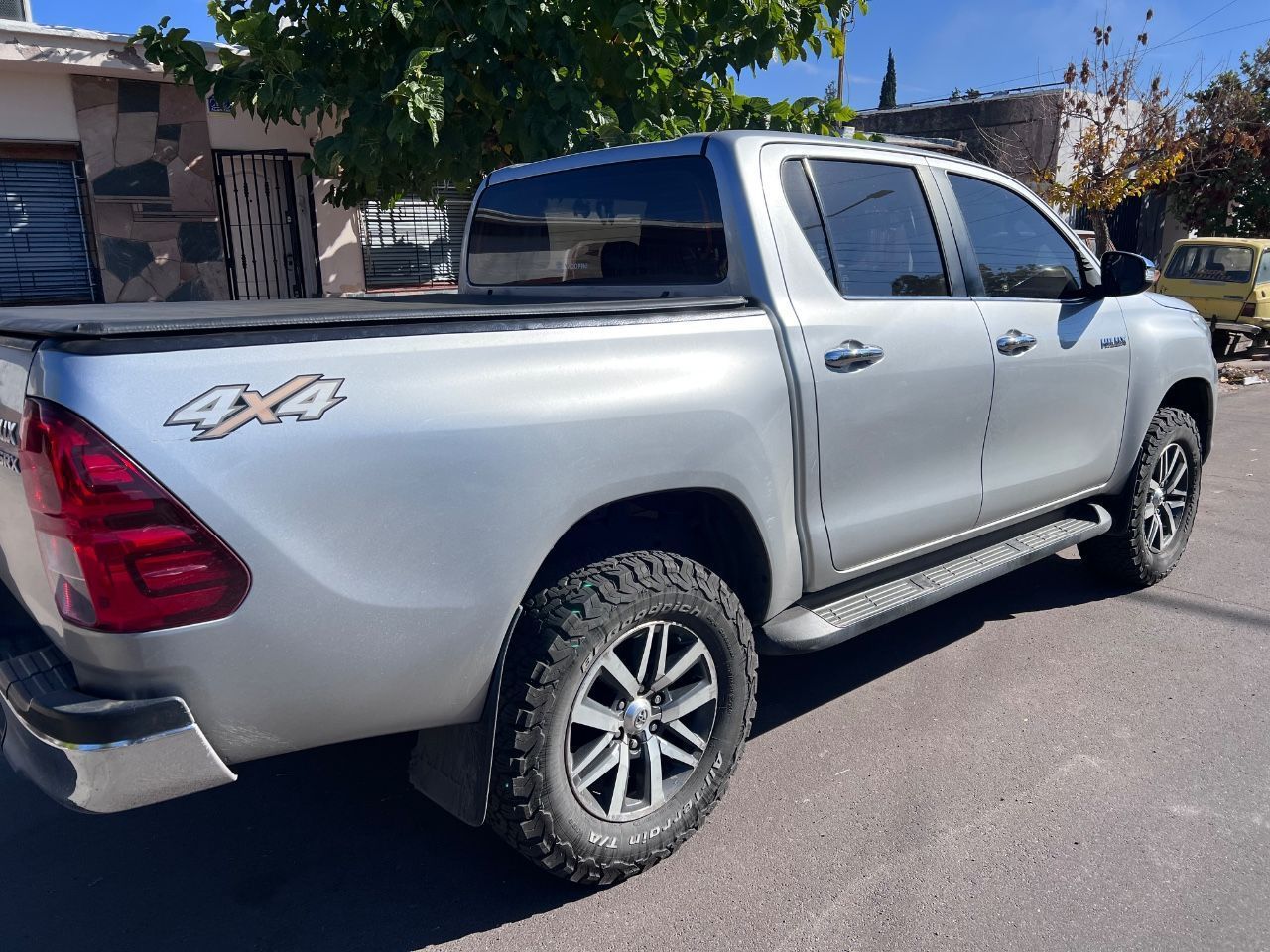 Toyota Hilux Usada en Mendoza, deRuedas