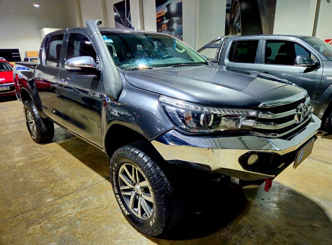 Toyota Hilux Usada Financiado en Mendoza, deRuedas