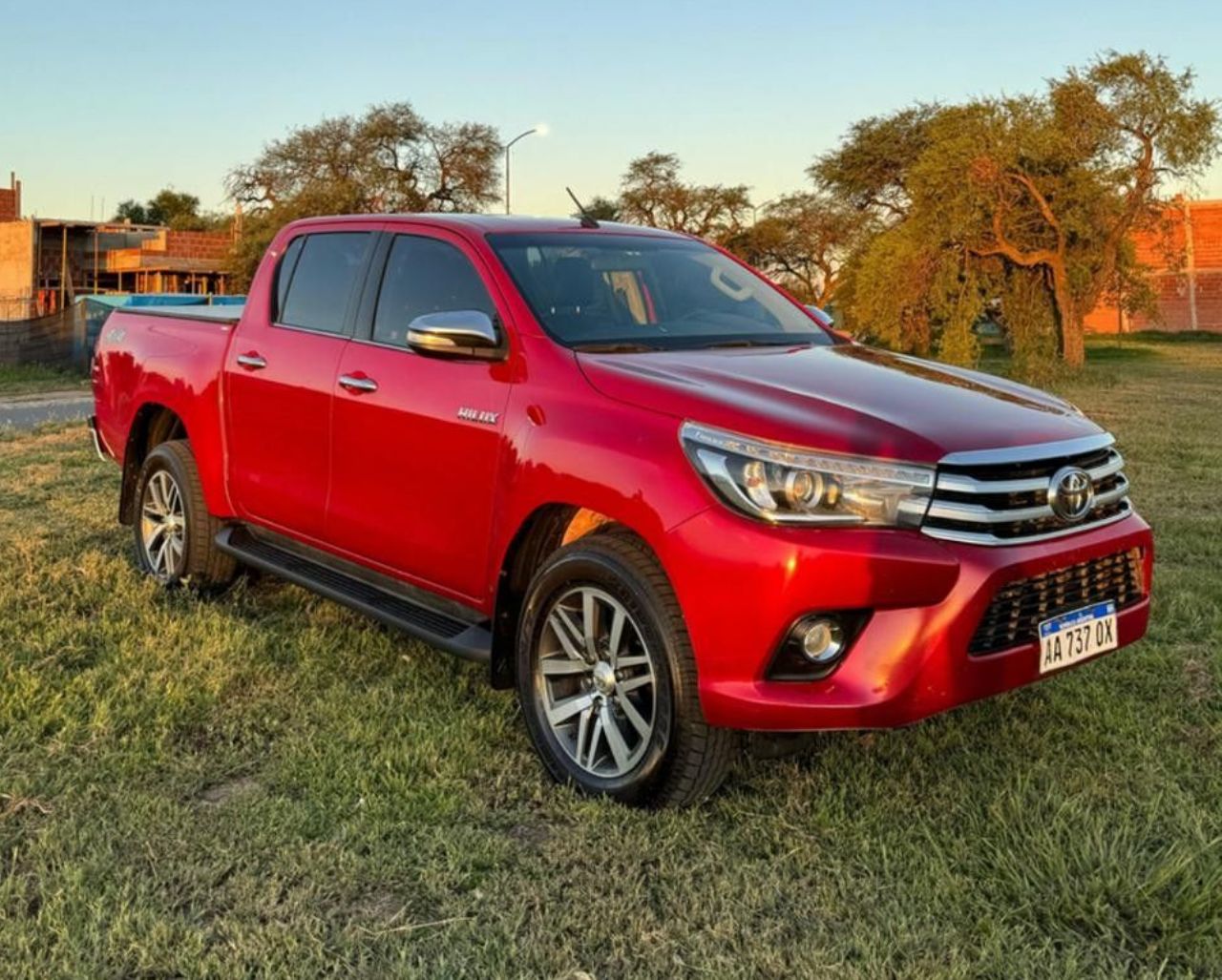 Toyota Hilux Usada Financiado en Mendoza, deRuedas