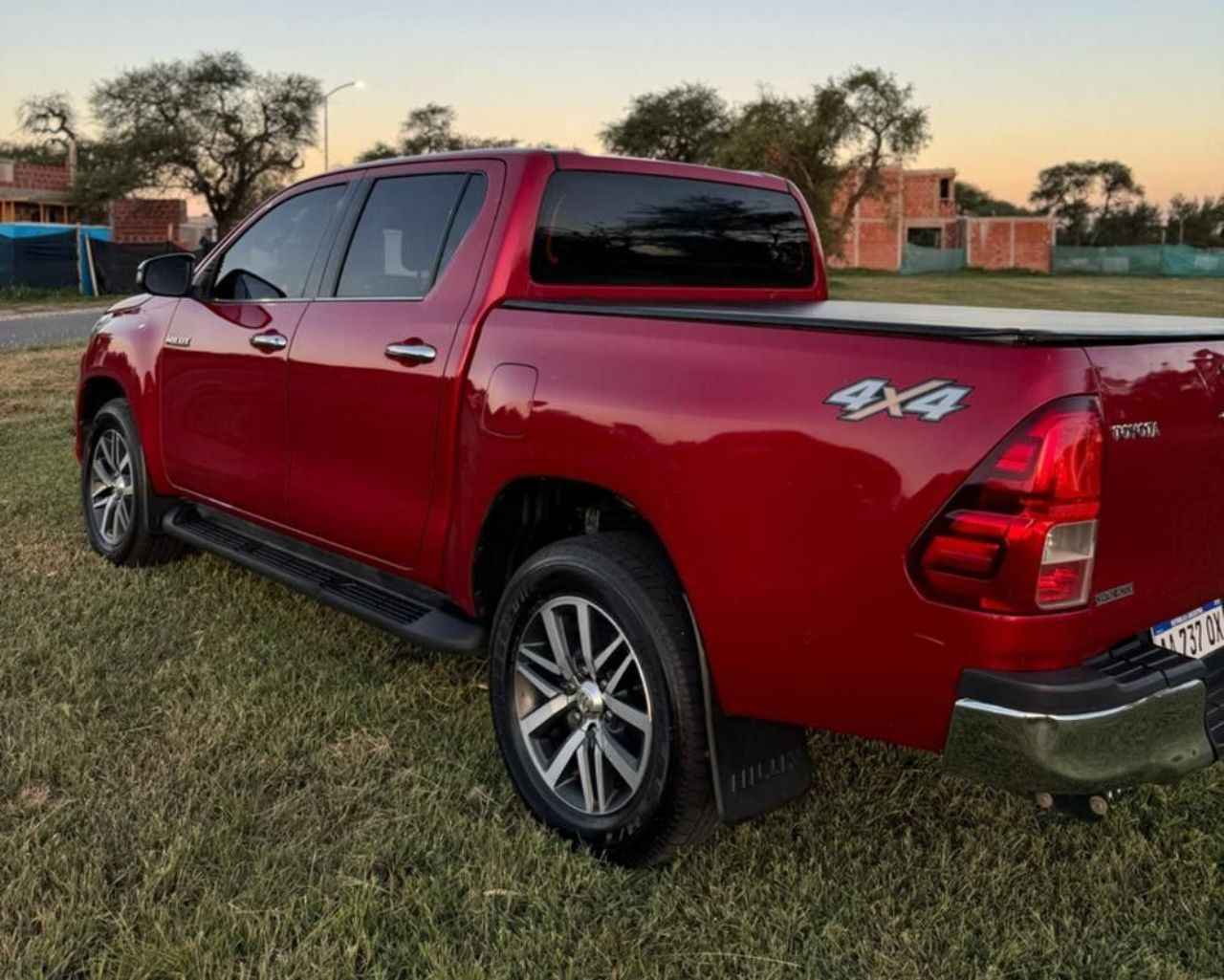 Toyota Hilux Usada Financiado en Mendoza, deRuedas
