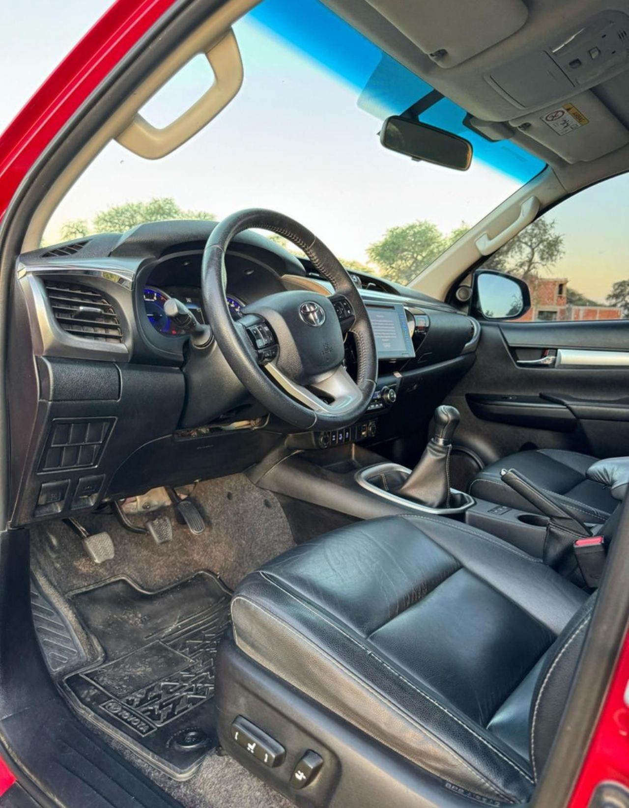 Toyota Hilux Usada Financiado en Mendoza, deRuedas