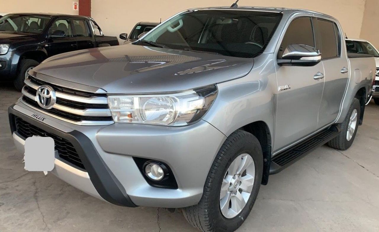 Toyota Hilux Usada Financiado en Córdoba, deRuedas