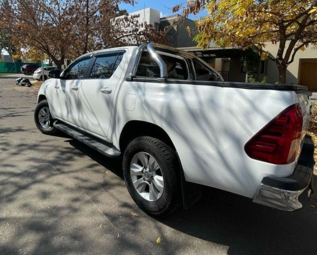 Toyota Hilux Usada en Mendoza, deRuedas