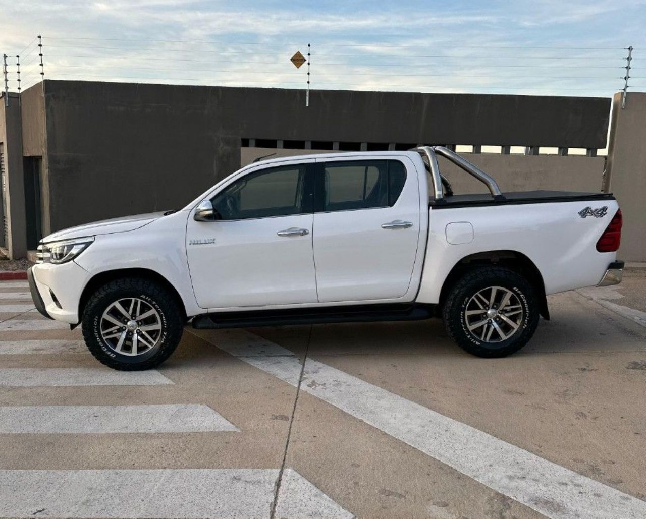 Toyota Hilux Usada Financiado en Córdoba, deRuedas