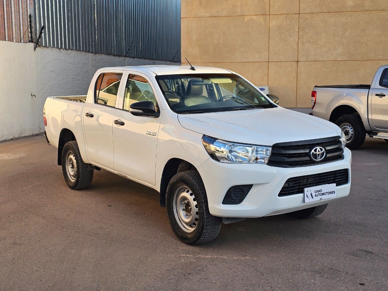 Toyota Hilux Usada Financiado en Mendoza, deRuedas