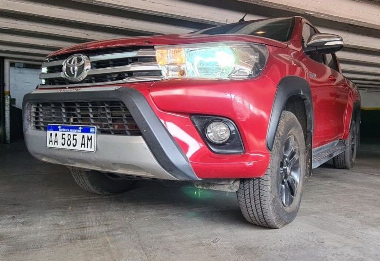 Toyota Hilux Usada en Buenos Aires, deRuedas