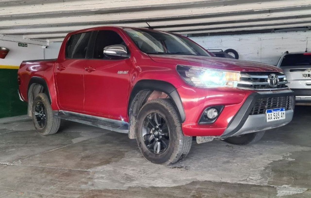 Toyota Hilux Usada en Buenos Aires, deRuedas