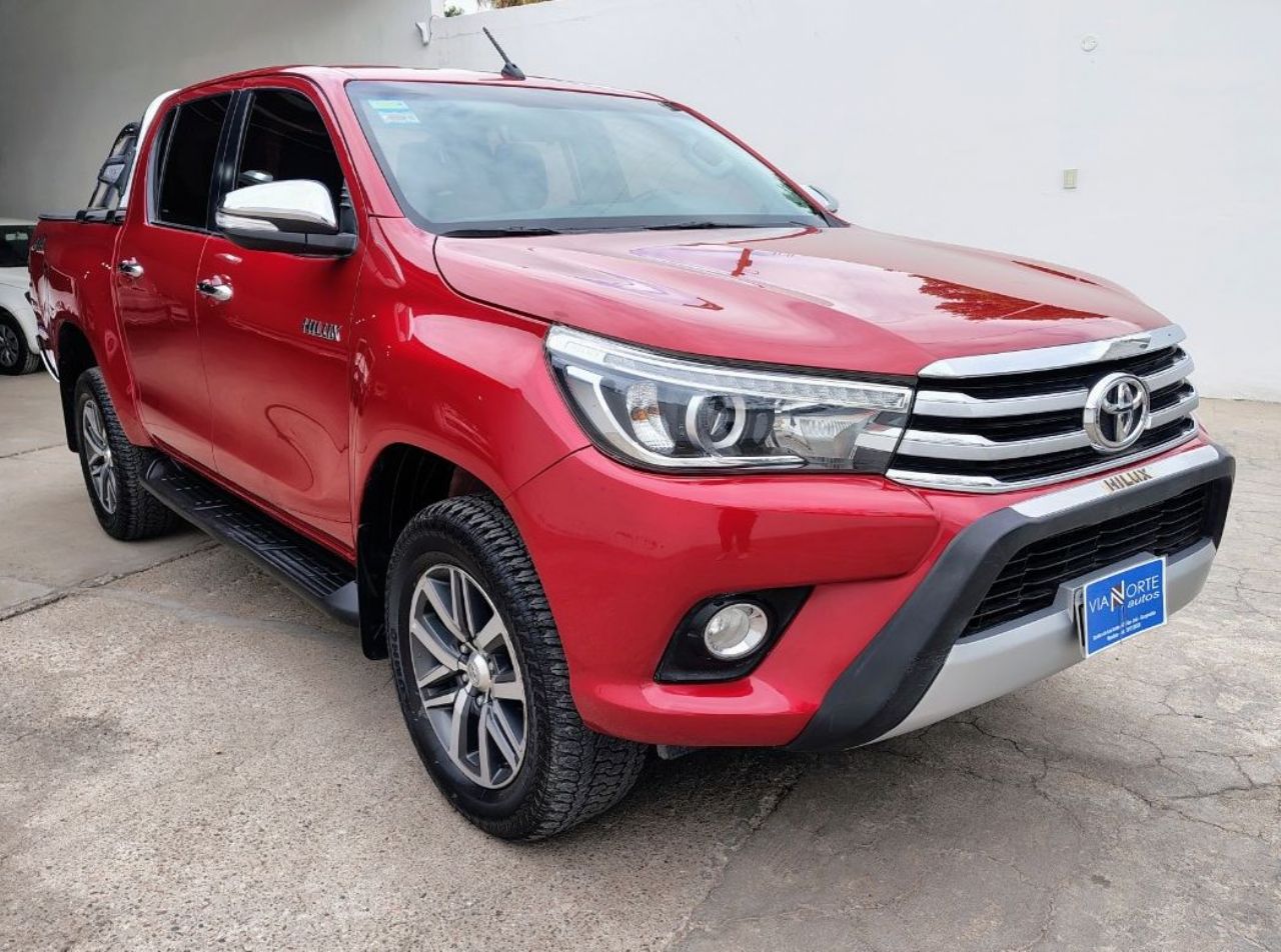 Toyota Hilux Usada Financiado en Mendoza, deRuedas