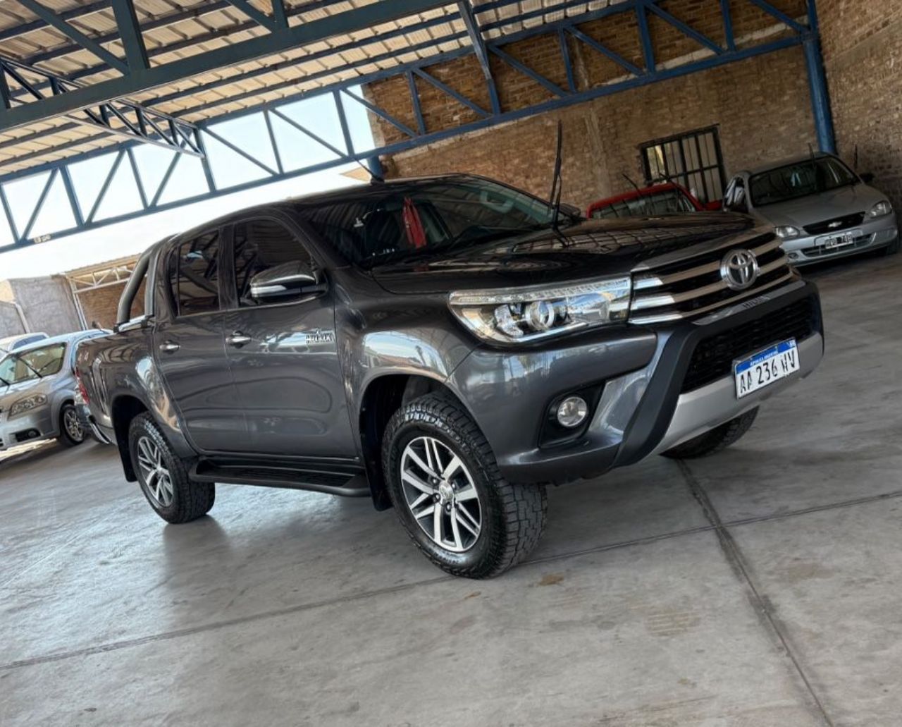 Toyota Hilux Usada Financiado en Mendoza, deRuedas