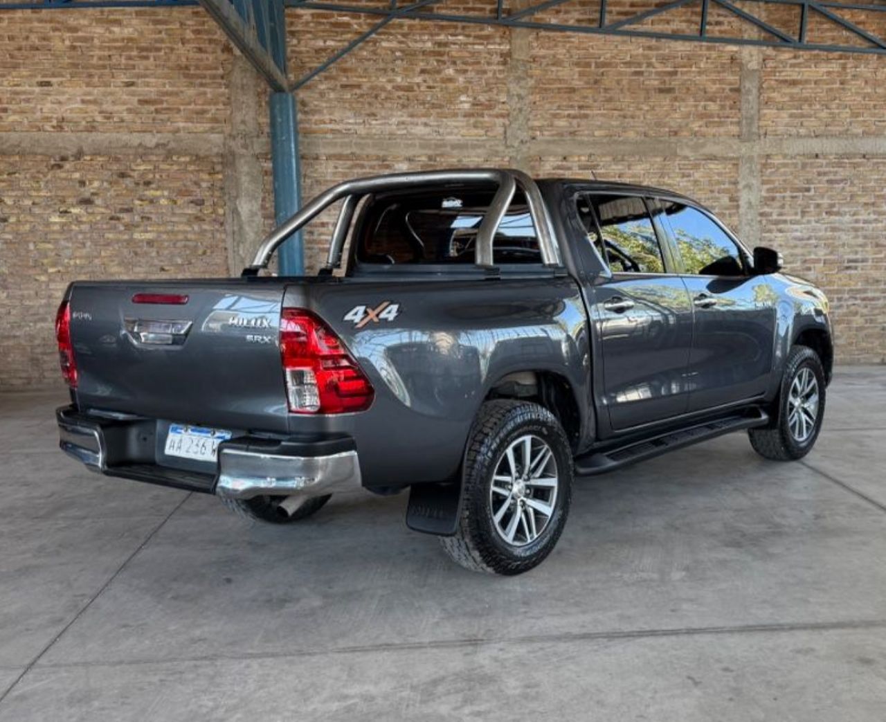 Toyota Hilux Usada Financiado en Mendoza, deRuedas