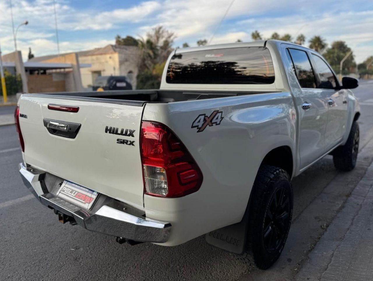 Toyota Hilux Usada Financiado en San Juan, deRuedas