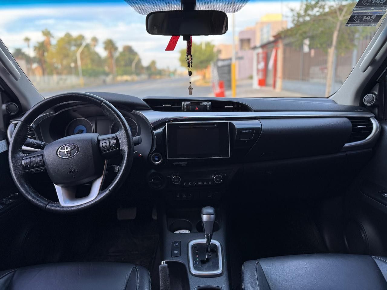 Toyota Hilux Usada Financiado en San Juan, deRuedas