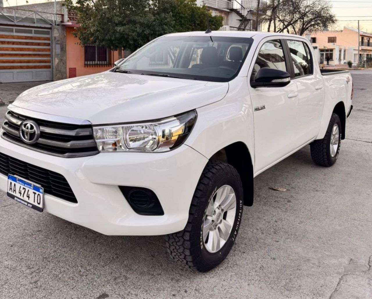 Toyota Hilux Usada en Mendoza, deRuedas
