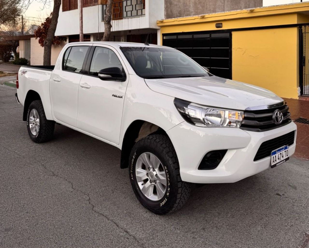 Toyota Hilux Usada en Mendoza, deRuedas