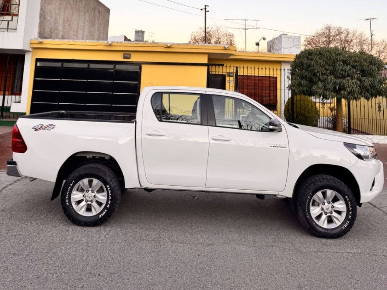 Toyota Hilux Usada en Mendoza, deRuedas
