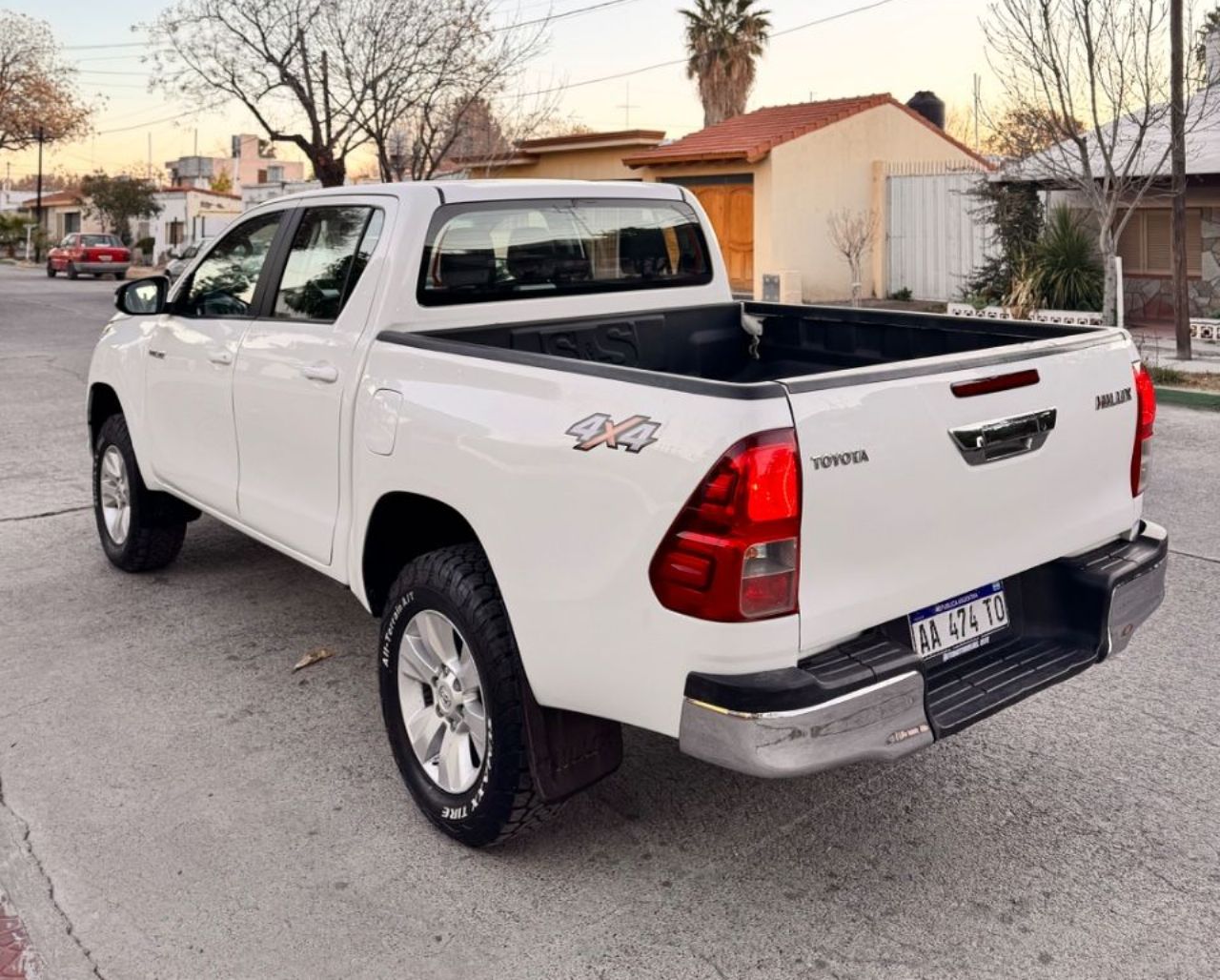 Toyota Hilux Usada en Mendoza, deRuedas