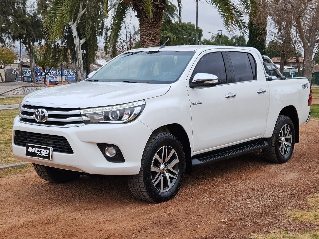 Toyota Hilux Usada Financiado en Mendoza, deRuedas