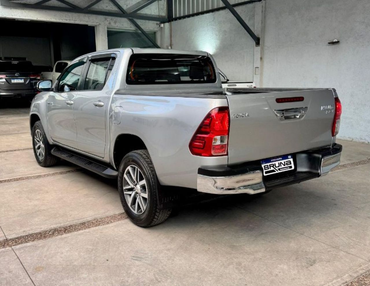 Toyota Hilux Usada Financiado en Mendoza, deRuedas