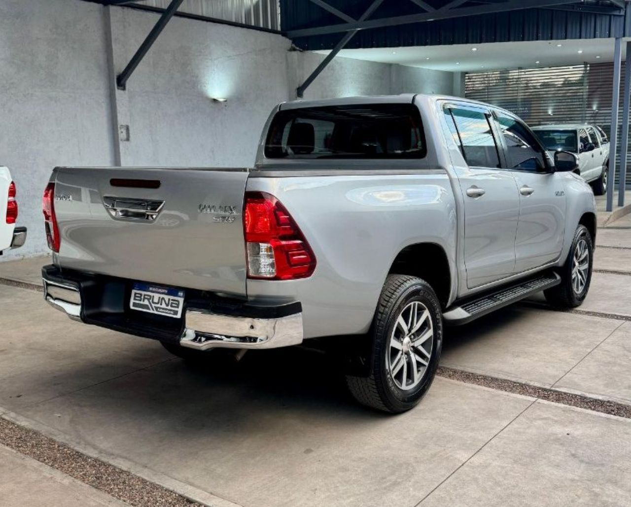 Toyota Hilux Usada Financiado en Mendoza, deRuedas