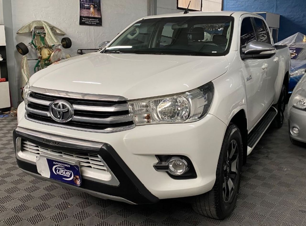 Toyota Hilux Usada Financiado en Mendoza, deRuedas