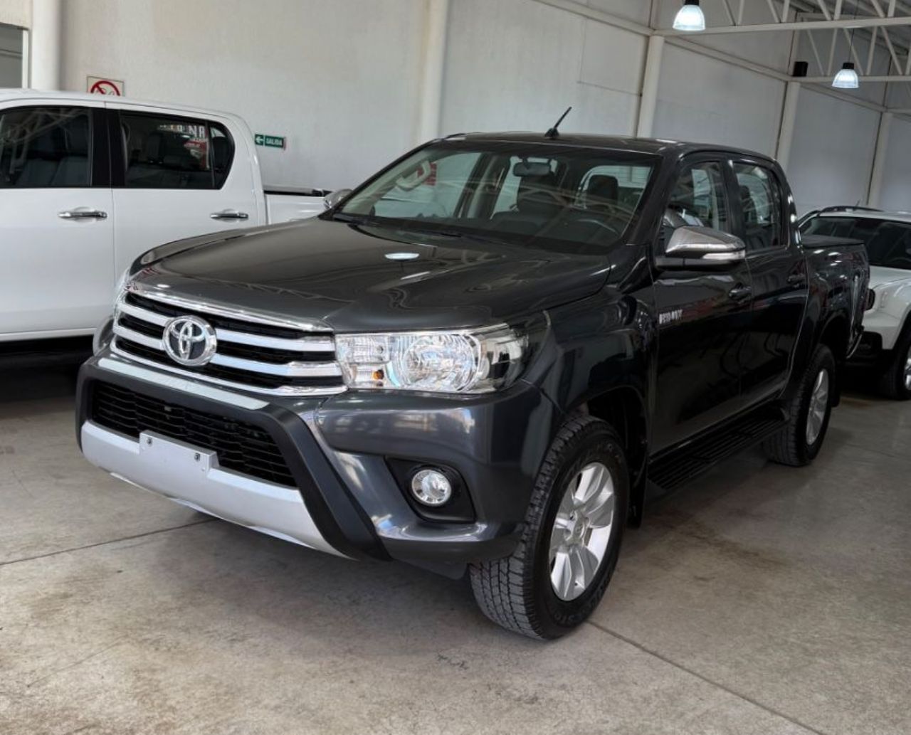 Toyota Hilux Usada Financiado en Mendoza, deRuedas