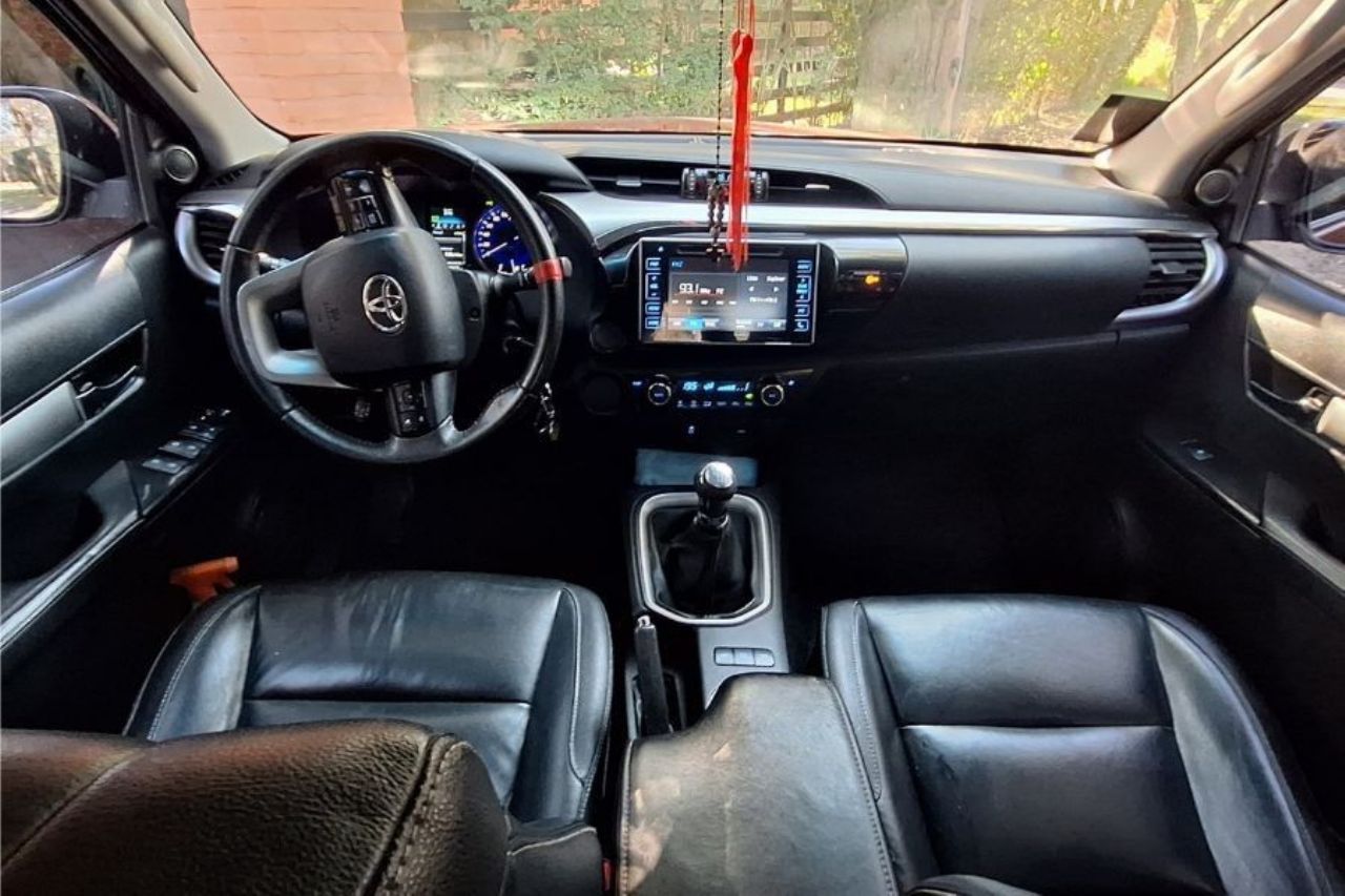 Toyota Hilux Usada en Tucumán, deRuedas