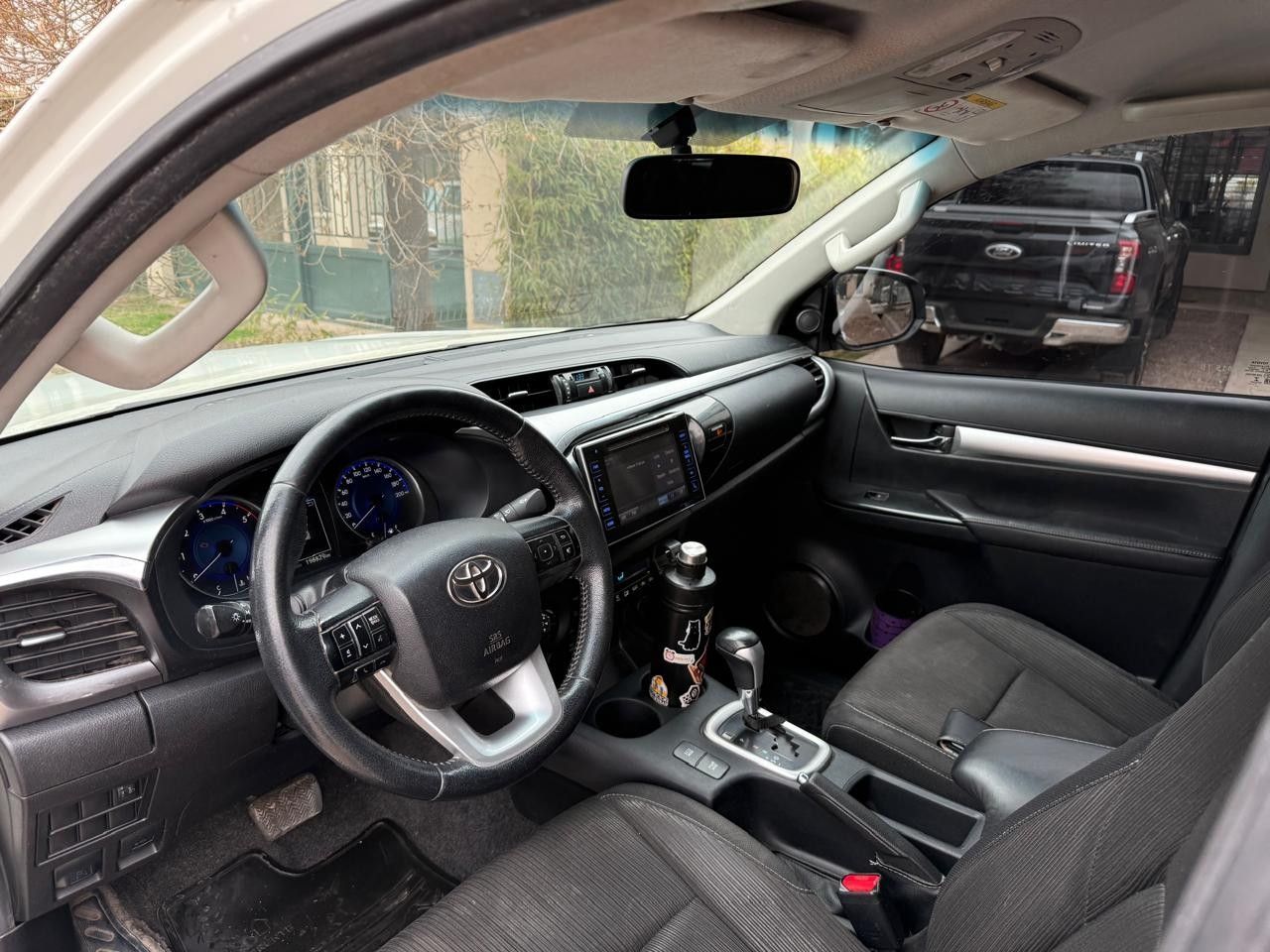 Toyota Hilux Usada en Mendoza, deRuedas
