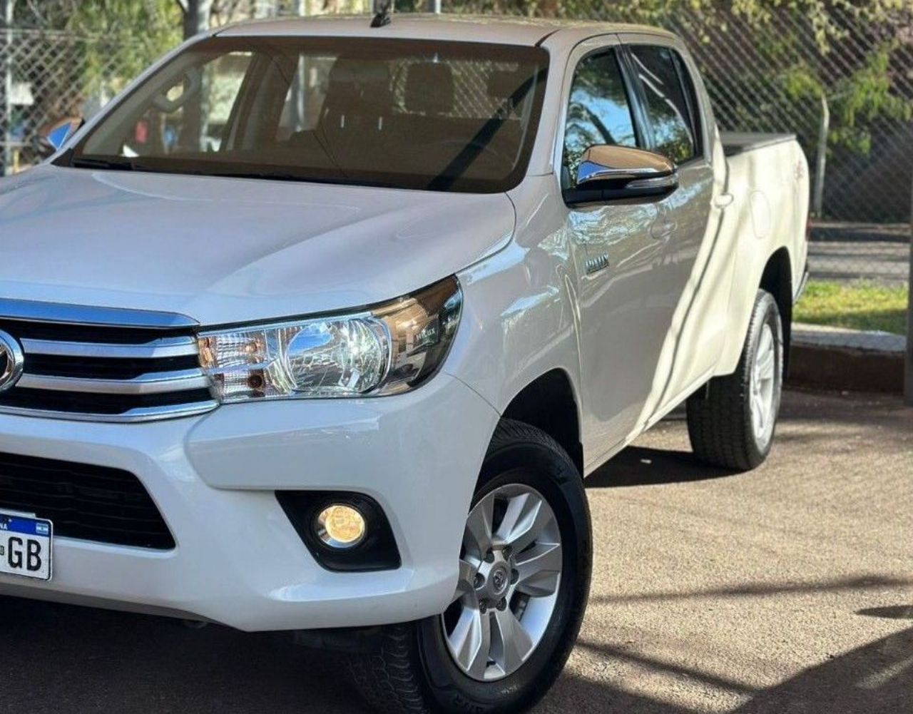 Toyota Hilux Usada en Mendoza, deRuedas