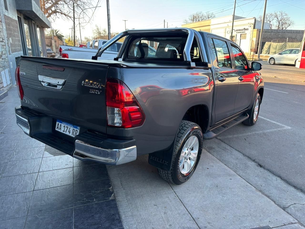 Toyota Hilux Usada en Mendoza, deRuedas