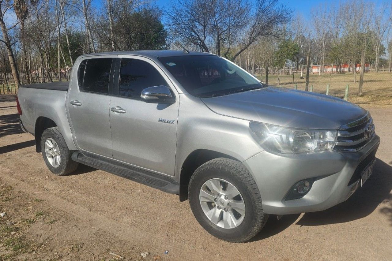 Toyota Hilux Usada en Mendoza, deRuedas