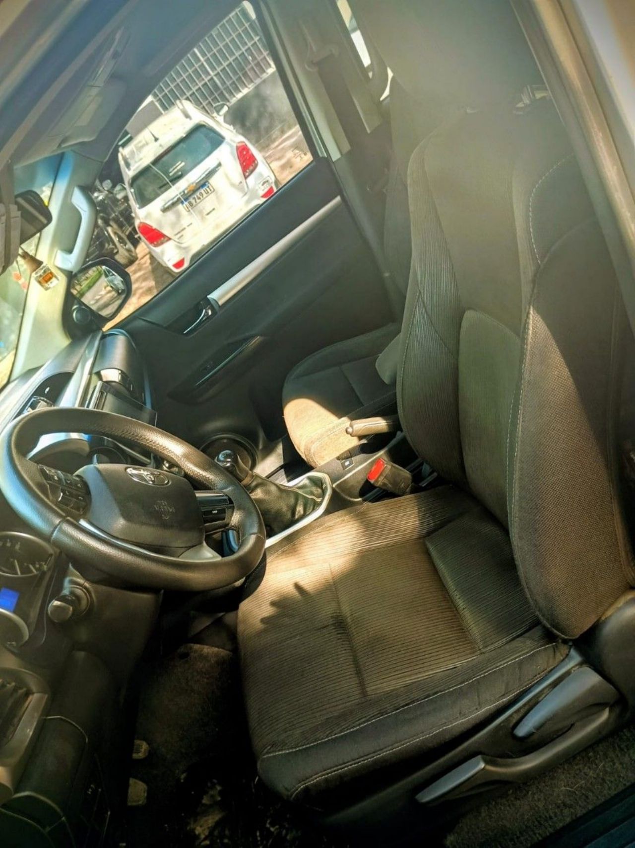Toyota Hilux Usada en Mendoza, deRuedas