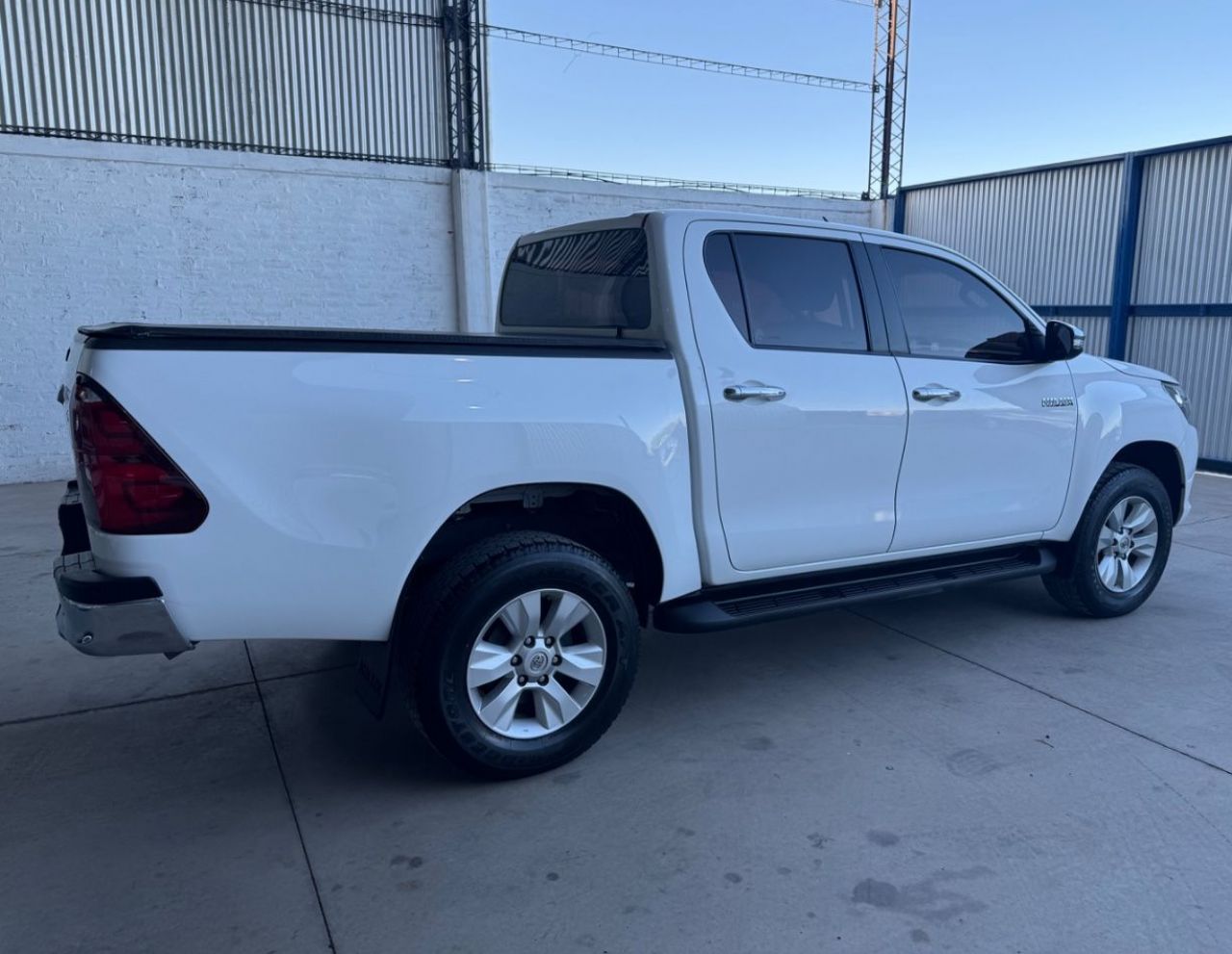 Toyota Hilux Usada Financiado en Mendoza, deRuedas