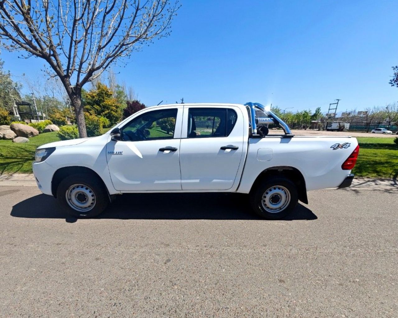 Toyota Hilux Usada Financiado en Mendoza, deRuedas