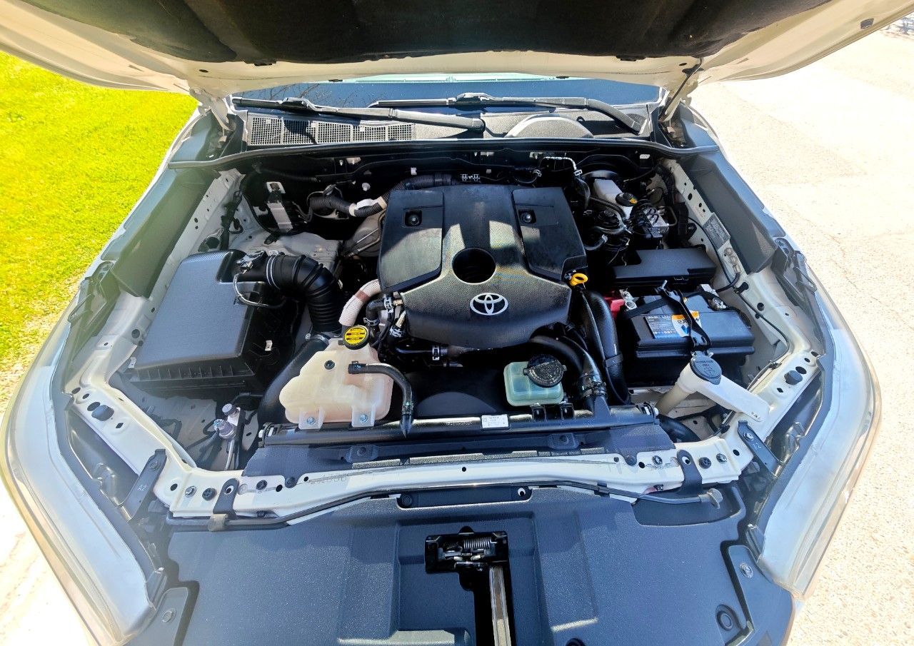 Toyota Hilux Usada Financiado en Mendoza, deRuedas
