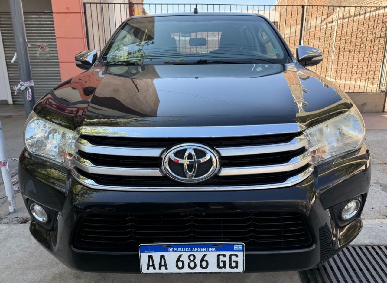 Toyota Hilux Usada en Mendoza, deRuedas
