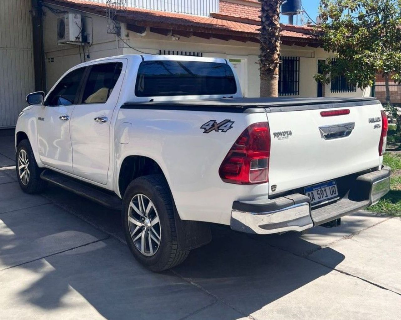 Toyota Hilux Usada en Mendoza, deRuedas
