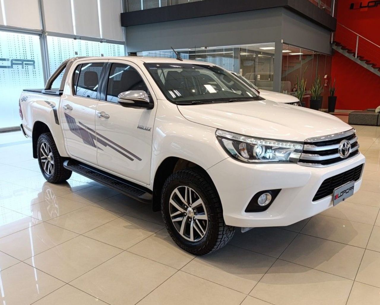 Toyota Hilux Usada Financiado en Córdoba, deRuedas