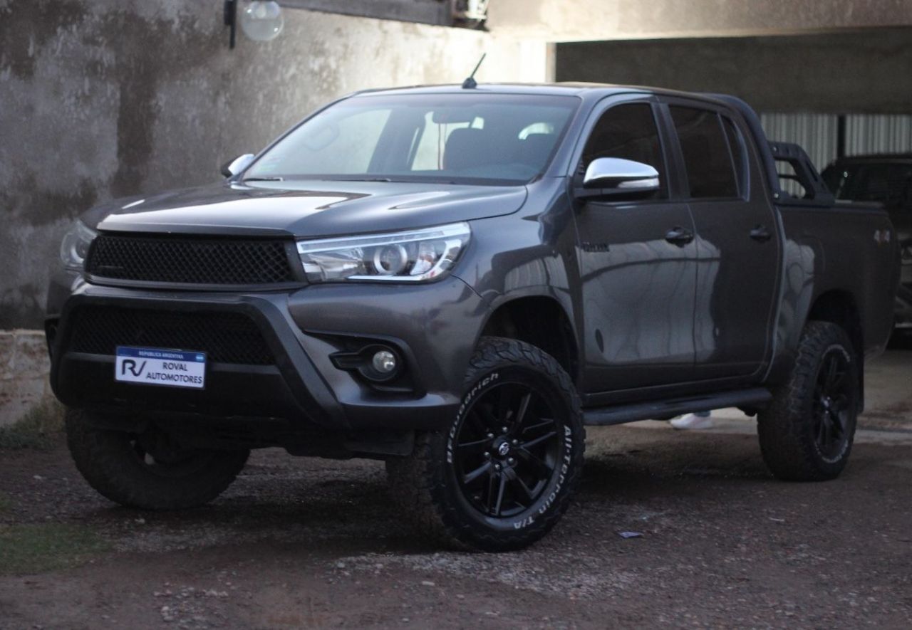 Toyota Hilux Usada Financiado en San Juan, deRuedas