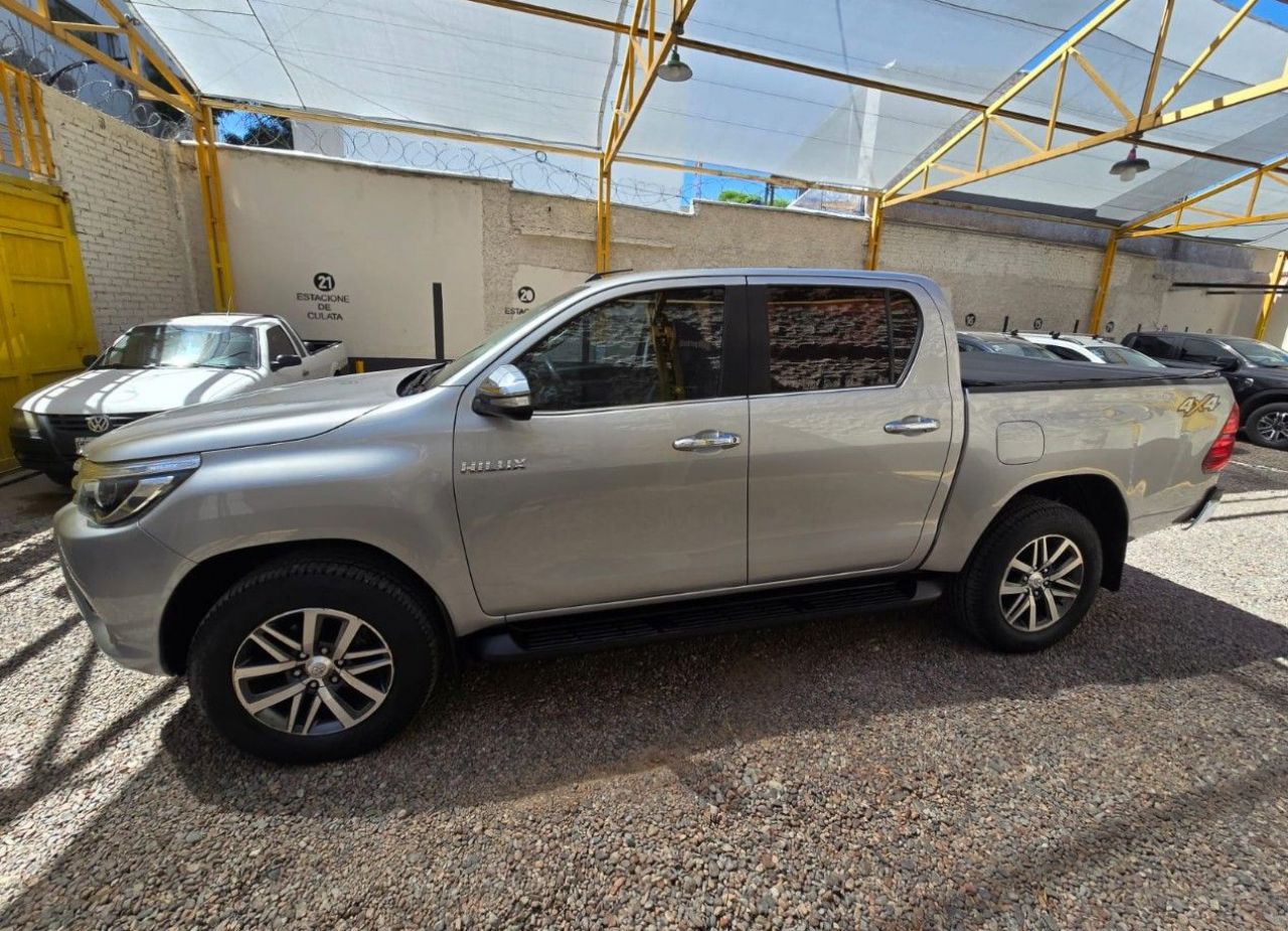 Toyota Hilux Usada en Mendoza, deRuedas
