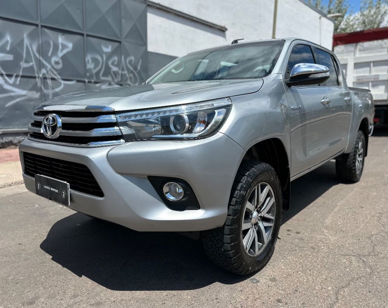 Toyota Hilux Usada Financiado en Mendoza, deRuedas