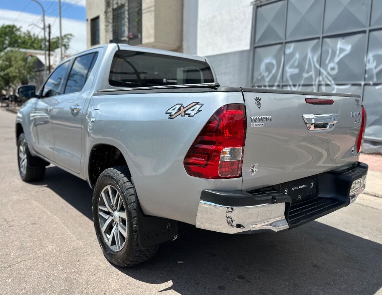Toyota Hilux Usada Financiado en Mendoza, deRuedas