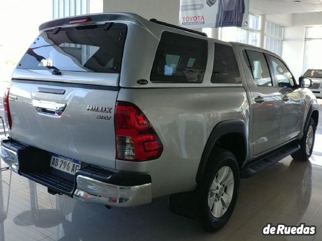 Toyota Hilux Usada en Mendoza, deRuedas