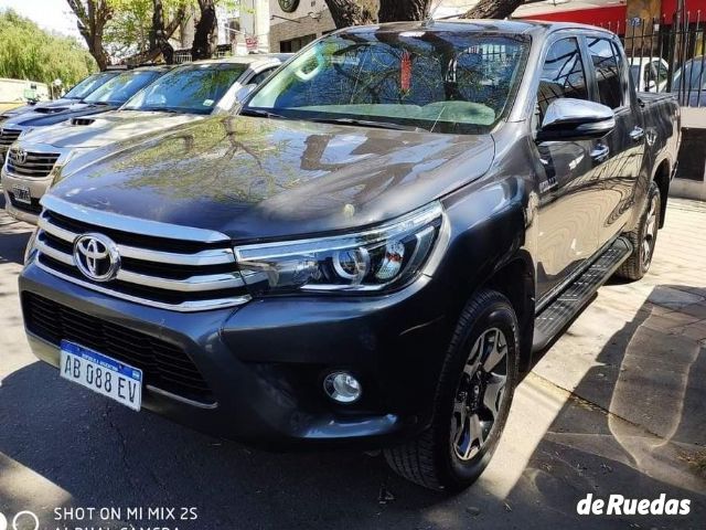 Toyota Hilux Usada en Mendoza, deRuedas